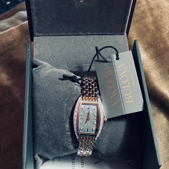 Bulova TonneauTwo-Tone ofPearl Ladies Quartz Watch main image 5